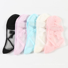 Los calcetines de seda coloful modificados para requisitos particulares del tobillo de las mujeres visten los calcetines de tul del partido en verano